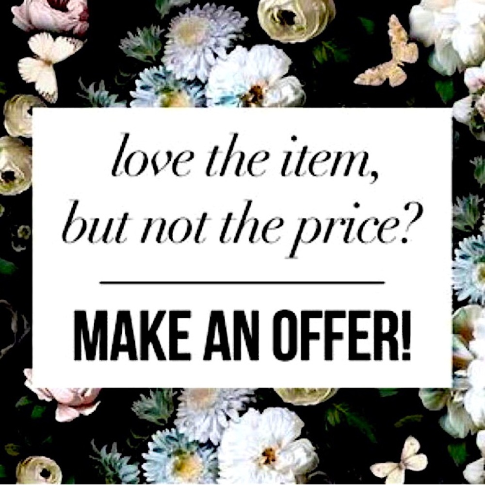 💥 SHOOT YOUR SHOT 💥 •LIKE 💖 BUNDLE 🛍 OFFER 🤲🏼 SAVE 🤑•